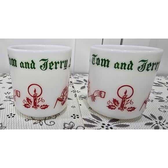 Vintage 1960s–1970s Tom and Jerry Milk Glass Mugs – Set of 2 - Picture 2 of 11
